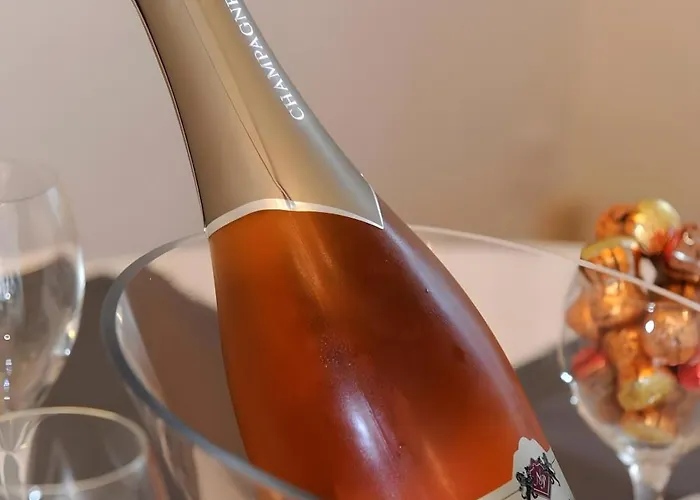 De La Petite Croix Blanche レ・リセ